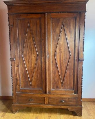 Armadio antico legno