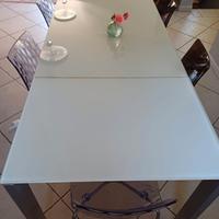 Tavolo in vetro Calligaris