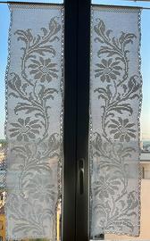 tende ad uncinetto fatte a mano motivo floreale