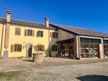 Stanza singola per una donna