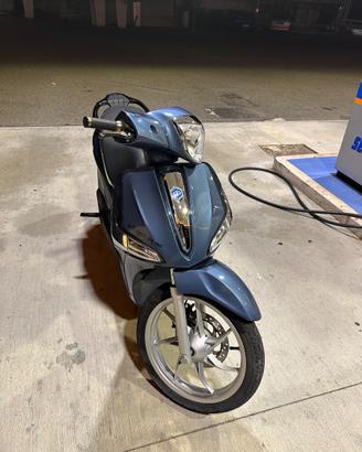 Scooter Piaggio Liberty iget 125