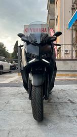 Yamaha X-Max 300 Tech Max