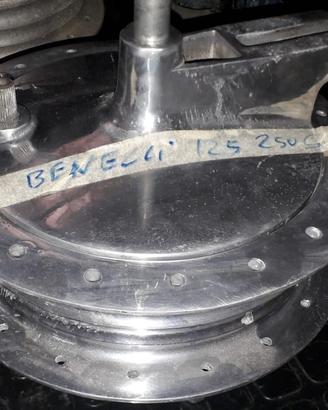 Mozzo posteriore benelli motobi 125 250 ss