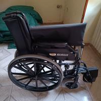 Sedia a rotelle anziani/disabili