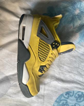 Jordan 4