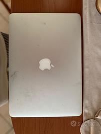 MacBook Pro Retina 13” 2015 – Intel i5 – 8GB RAM