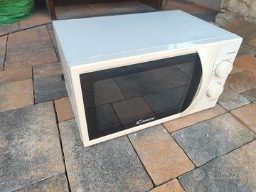Forno a Microonde 20 Candy Idea