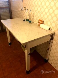 Tavolo da cucina 1930 in marmo di Carrara