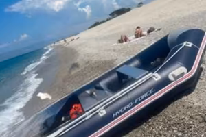 Gommone tender hydro force con motore