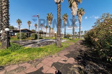 Locale Commerciale - Acireale