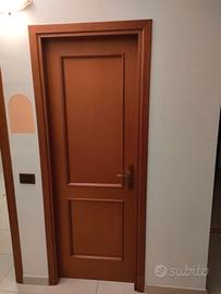 Porta interna color noce 70x210 apertura dx