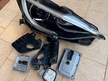 Faro anteriore destro Infiniti q30