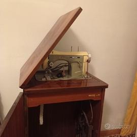 mobile con cucitrice 