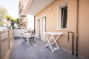 Casa vacanze nuova via ferrara piano terra