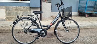 Bicicletta city bike da donna