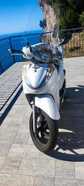 Honda sh 300