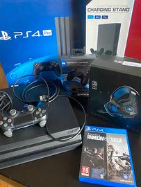 ps4 pro 1tb+ stand charger + cuffie ozeino + cover