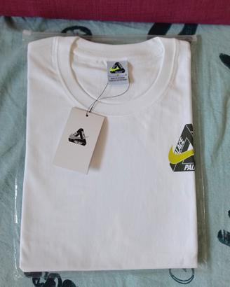 t-shirt nike x Palace