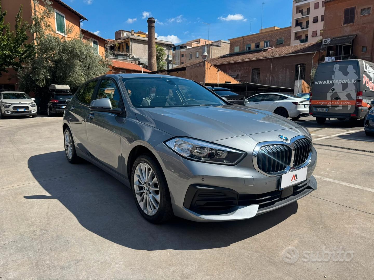 BMW 116I 2022 photo 2