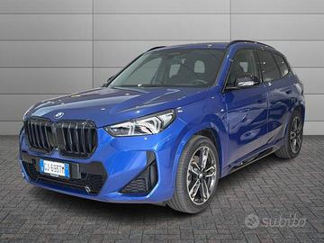 BMW X1 xdrive23d mhev 48V X-Line Edition Signature