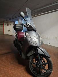 Peugeot Geopolis 300