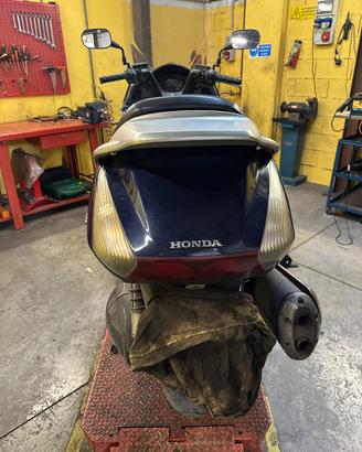 scooter silver wing