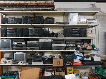 stock intero di stereo e radio