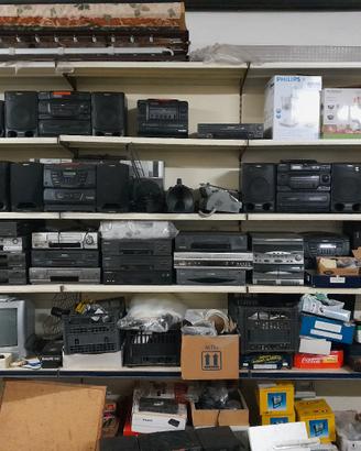 stock intero di stereo e radio