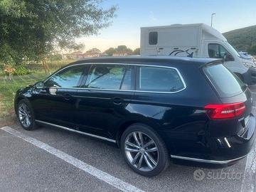 Volkswagen Passat Variant 2.0 TDI 150 CV Highline
