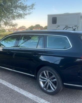 Volkswagen Passat Variant 2.0 TDI 150 CV Highline