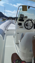 Gommone Bat 7 metri 150 CV 4 tempi iniezione