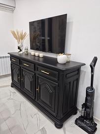 Mobile antico restaurato