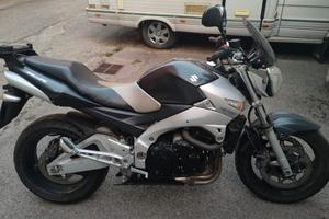 Suzuki GSR 600 - 2006