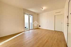 3 LOCALI A SAN MAURO PASCOLI