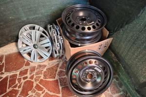 cerchi in acciaio 16'' a 5 fori (caddy VW)