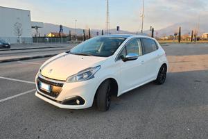 Peugeot 208 Allure Pack 2017 75cv 1600 Diesel