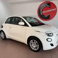 FIAT 500e Berlina 23,8 kWh Action