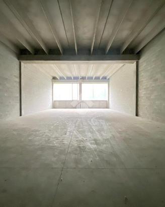 CAPANNONE A ALZANO LOMBARDO