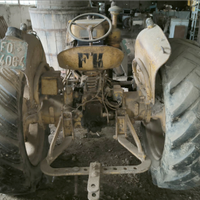 Trattore agricolo d'epoca FIAT R25 anni '50