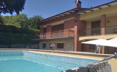 Villa bifamilare zona san Felicissimo