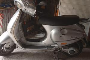 Vespa Piaggio scooter