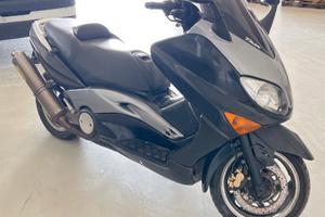 Yamaha Tmax 500