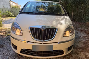 Lancia Musa 1.4 GPL 2012