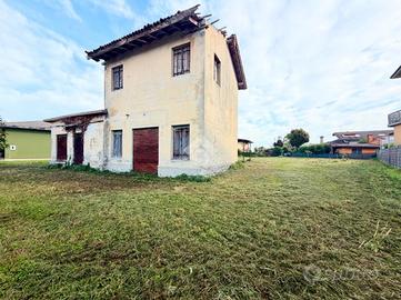 RUSTICO A PALAZZOLO DELLO STELLA