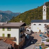Dolomiti, albergo rist. bar gestione familiare