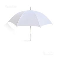 Ombrello bianco da sposa