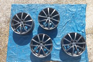 Cerchi in lega Borbet 17' per mazda CX5 1a serie