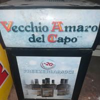 Congelatore vecchio amaro del capo
