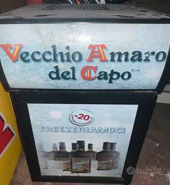 Congelatore vecchio amaro del capo
