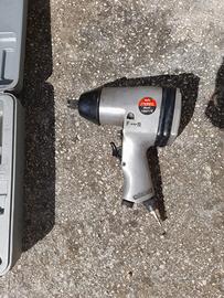 Pistola pneumatica ad aria